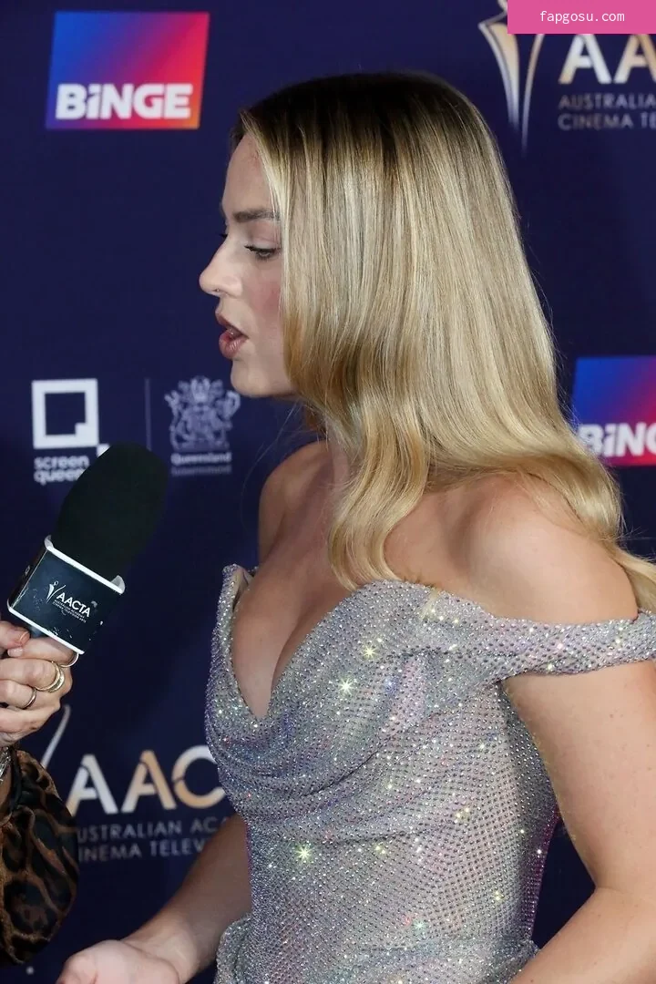 Margot Robbie