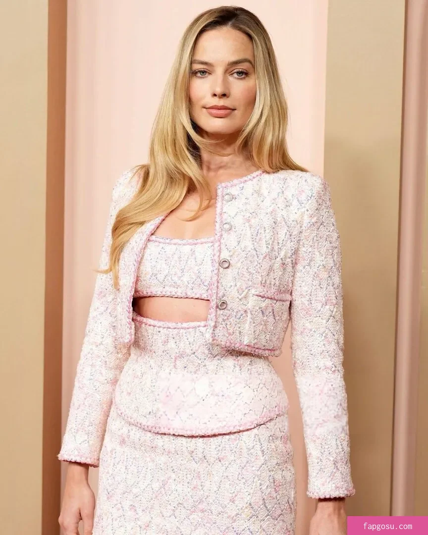 Margot Robbie