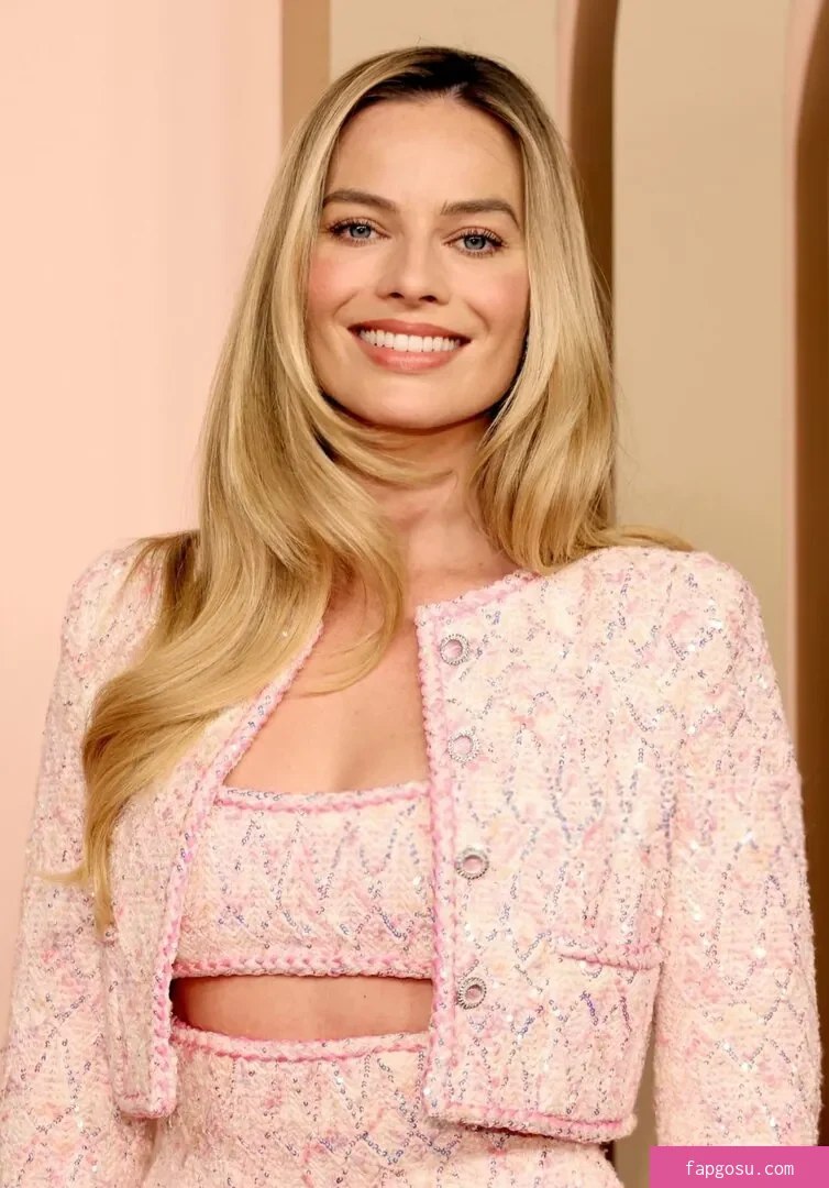 Margot Robbie