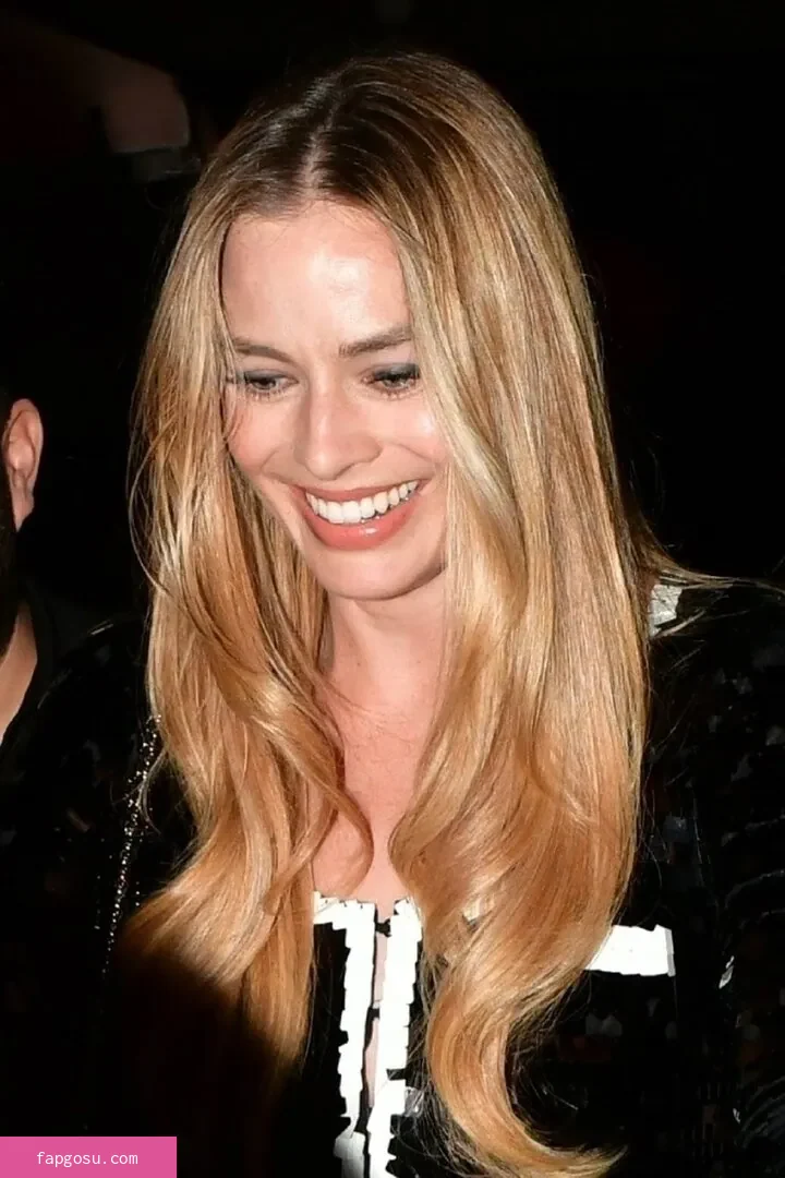 Margot Robbie