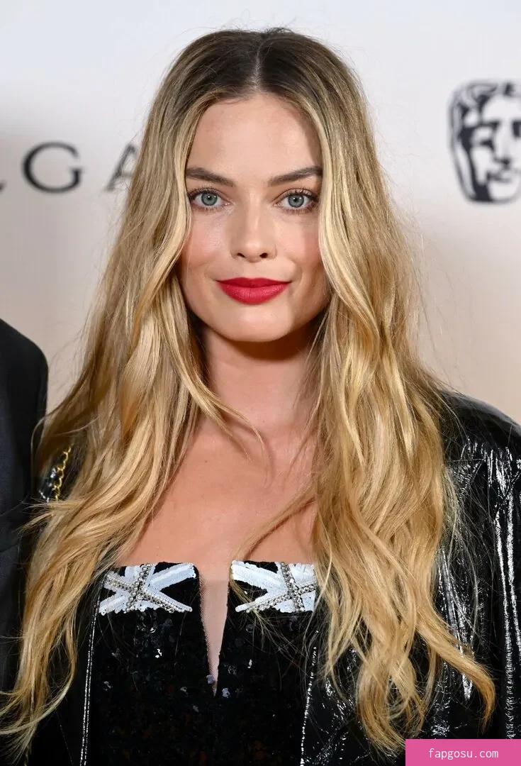 Margot Robbie