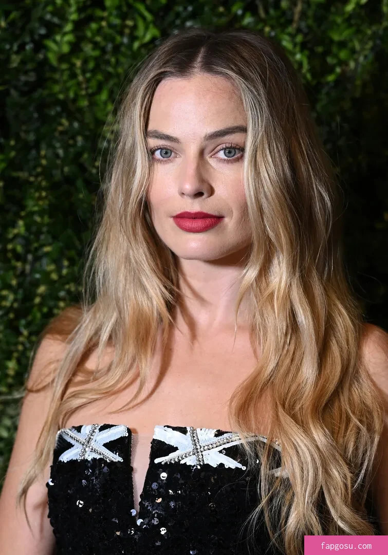 Margot Robbie