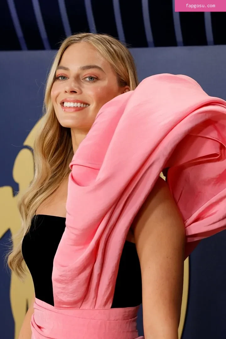 Margot Robbie