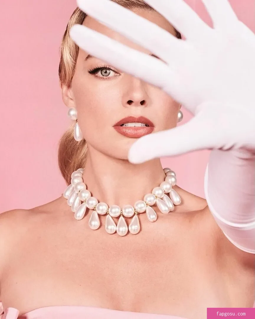 Margot Robbie