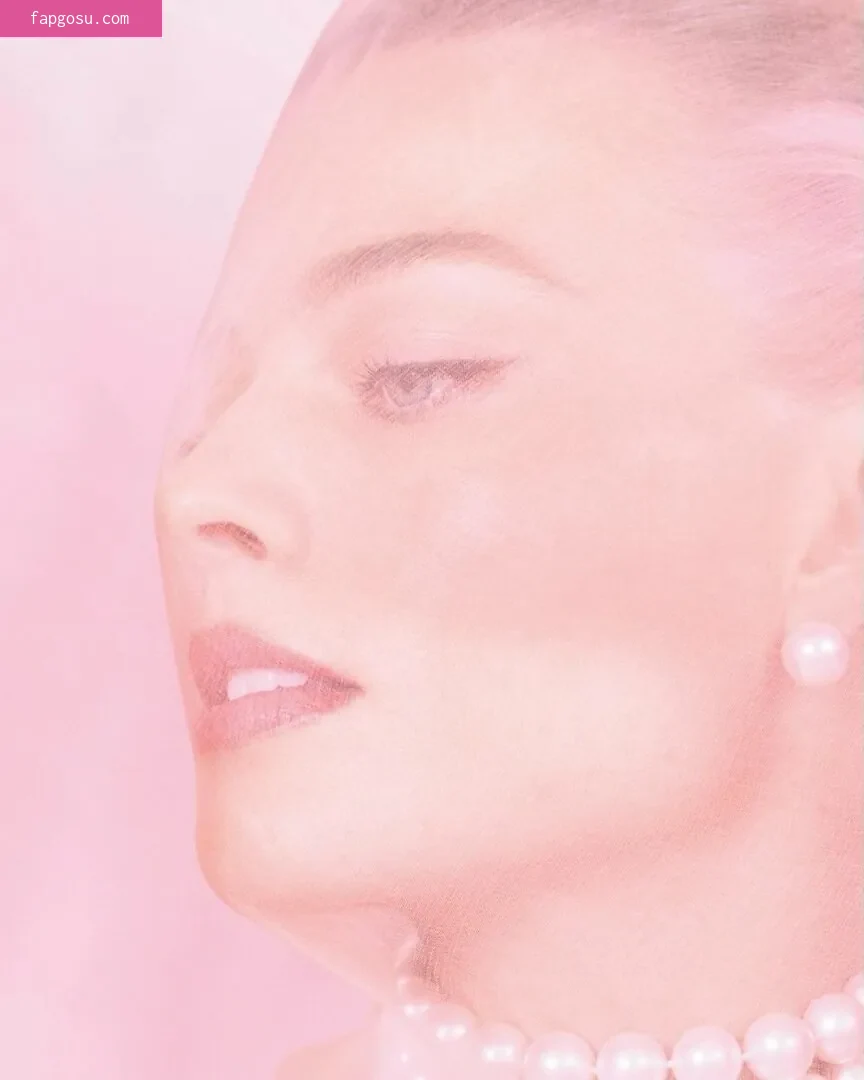 Margot Robbie