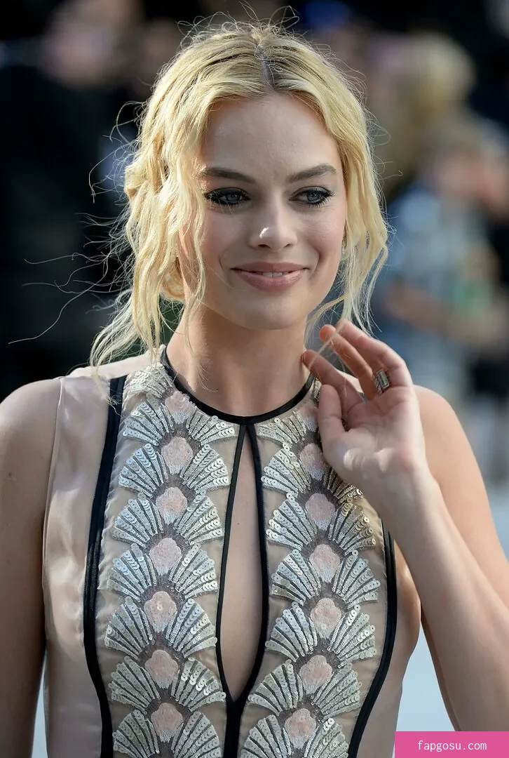 Margot Robbie