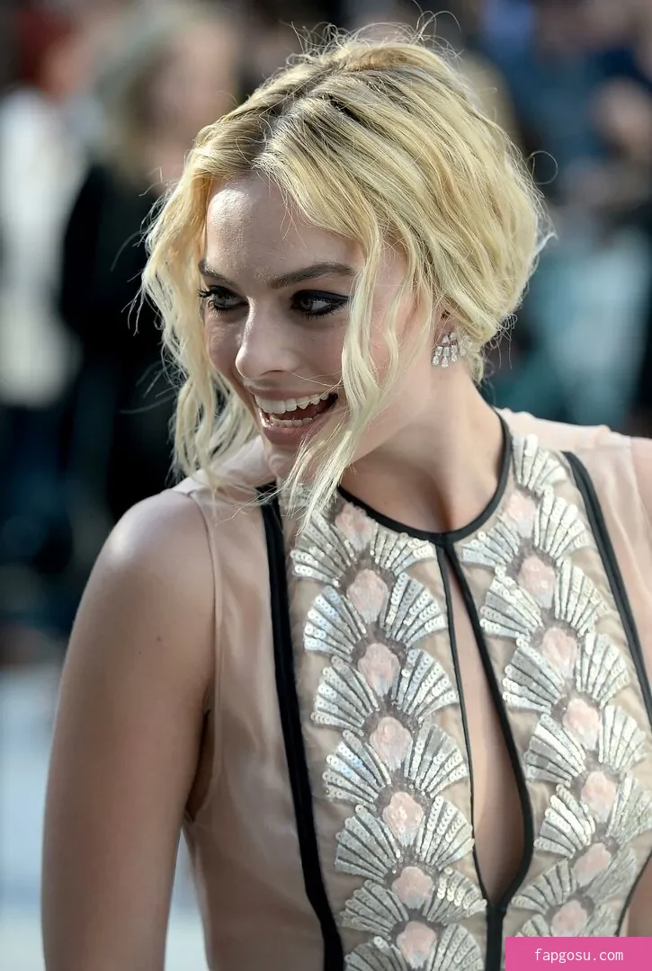 Margot Robbie