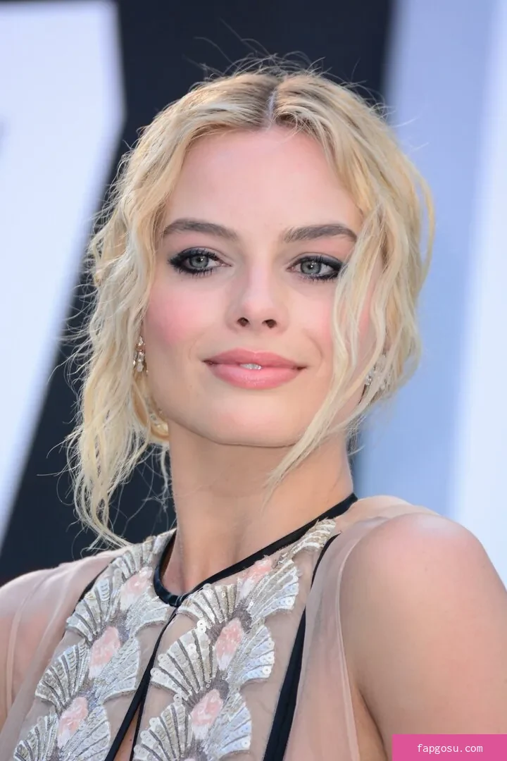Margot Robbie