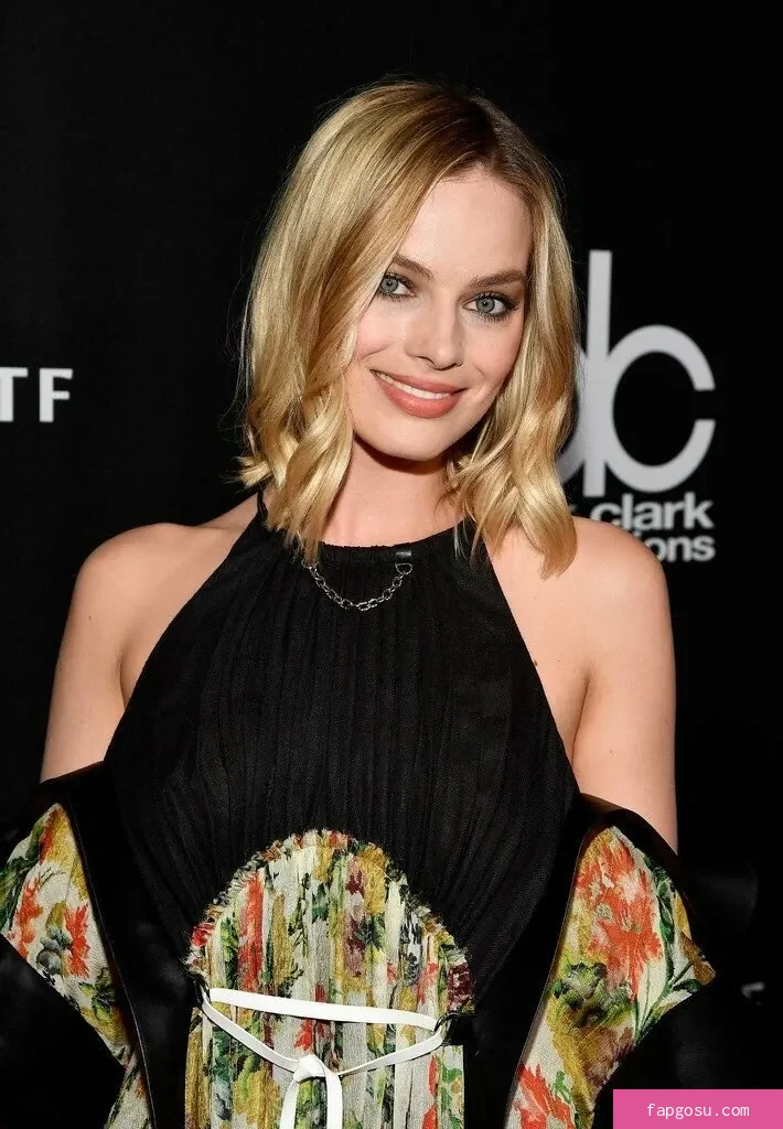 Margot Robbie
