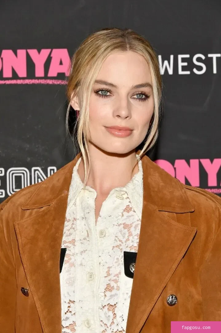 Margot Robbie