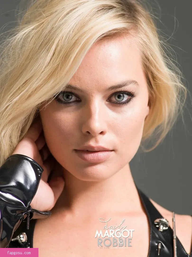 Margot Robbie