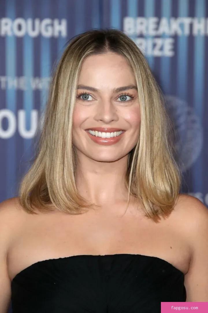 Margot Robbie
