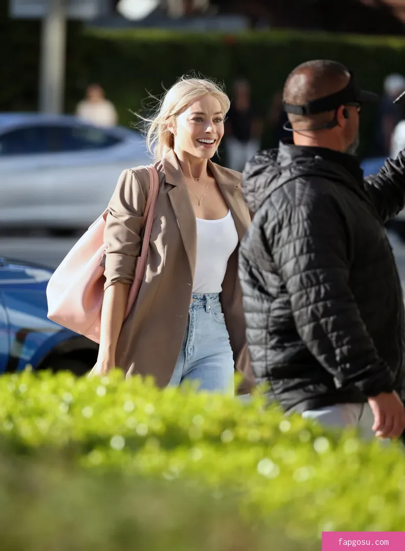 Margot Robbie
