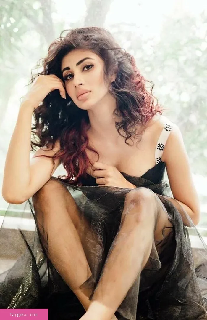 Mouni Roy