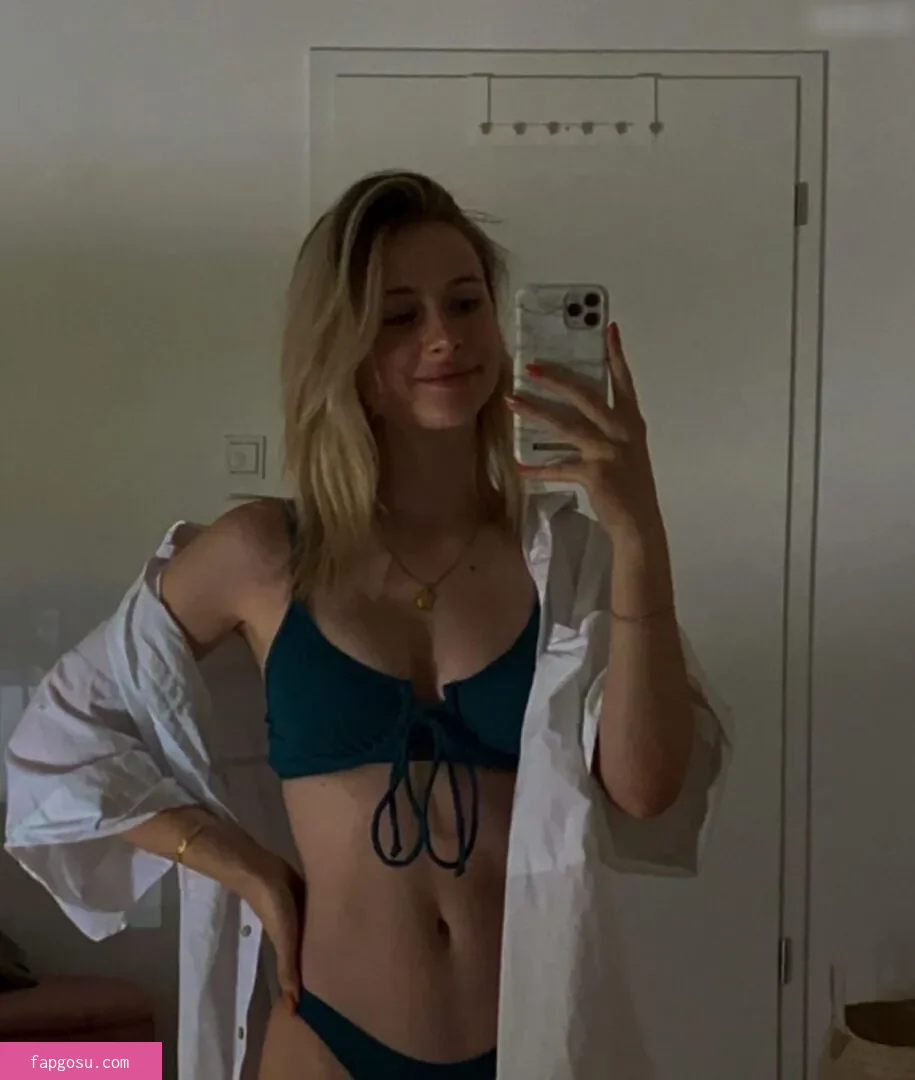 Marie-Sophie