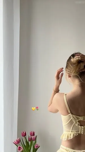 Marie-Sophie content