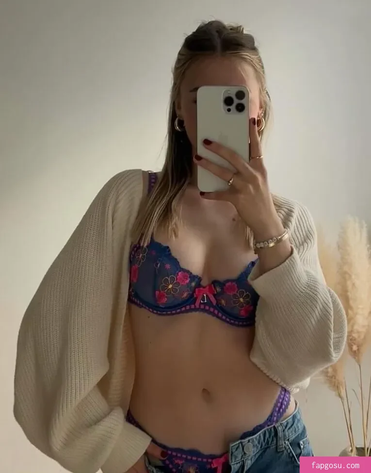 Marie-Sophie