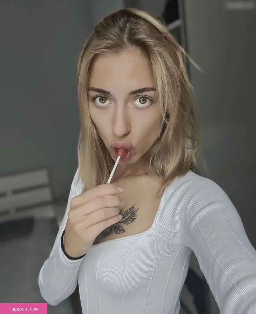 Marta Stefanska (ste_f_u_n_)