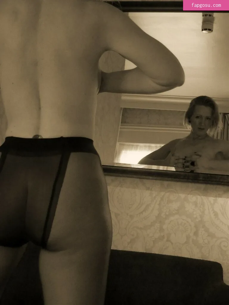 Mrs S Stockings