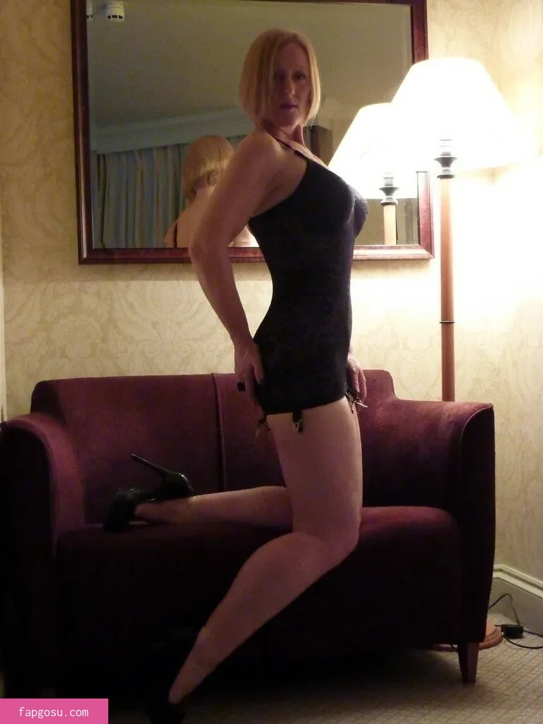Mrs S Stockings