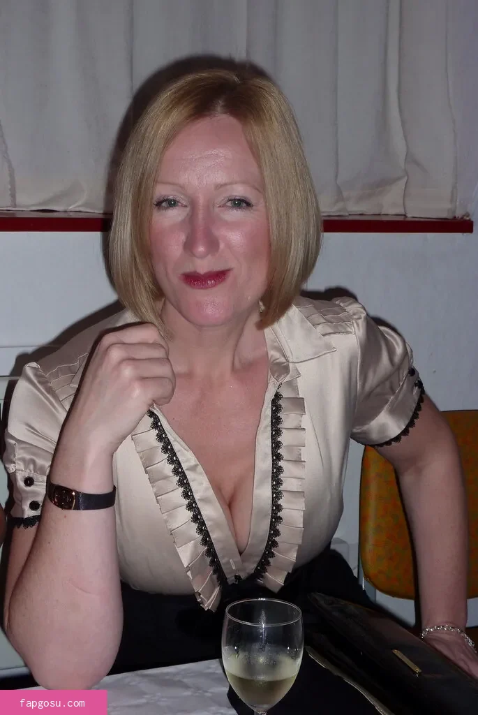 Mrs S Stockings