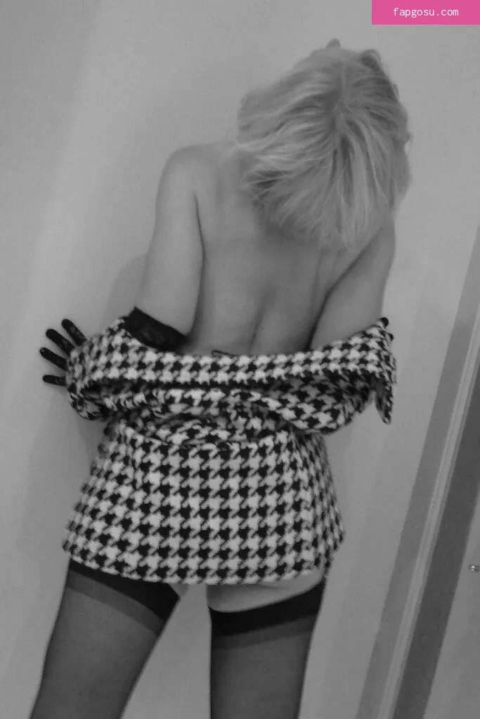 Mrs S Stockings