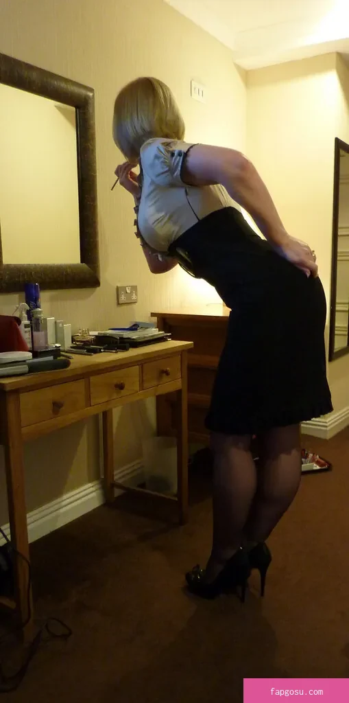 Mrs S Stockings