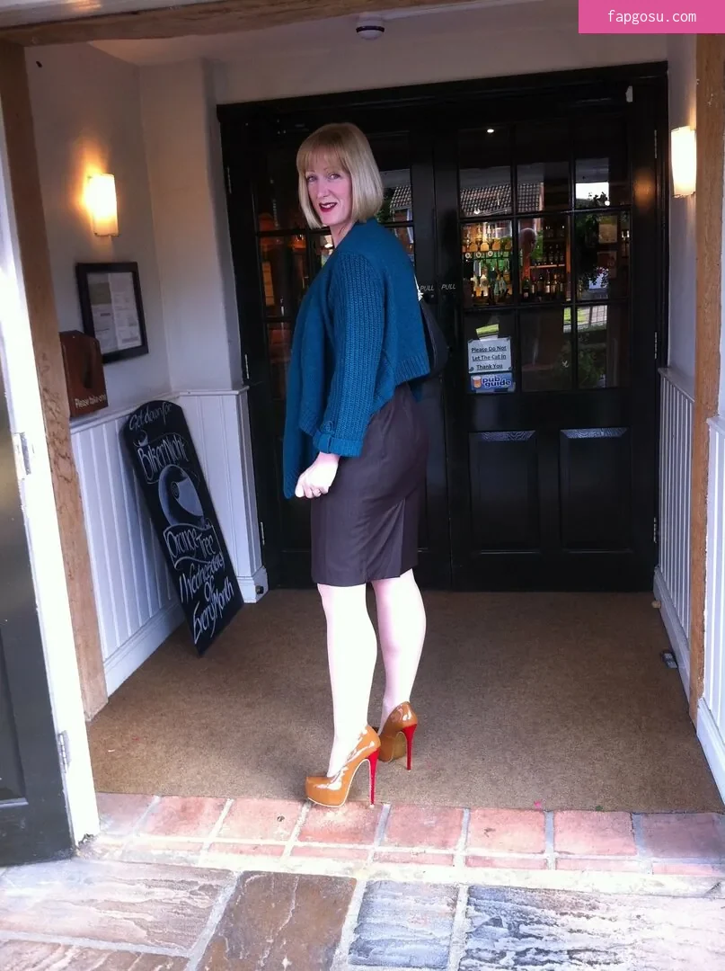Mrs S Stockings