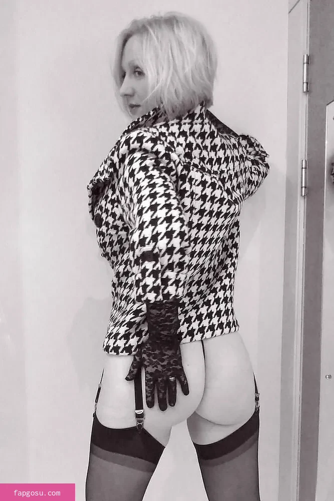Mrs S Stockings