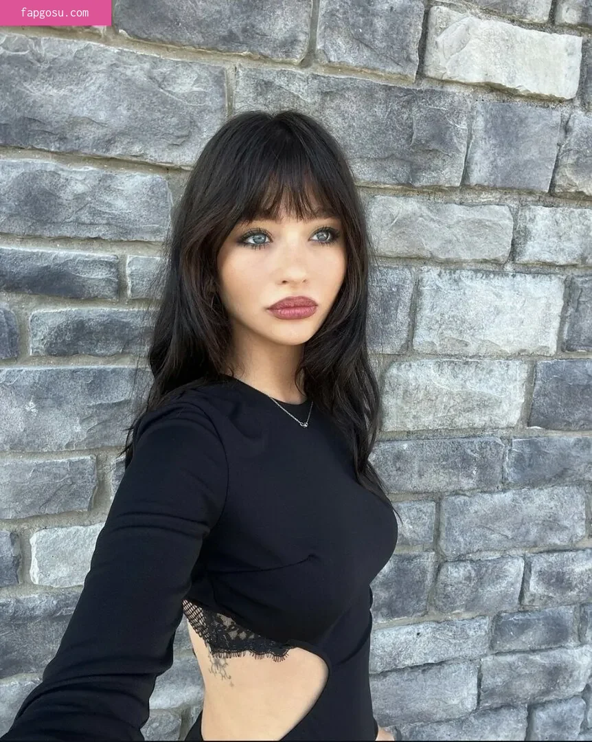Malina Weissman
