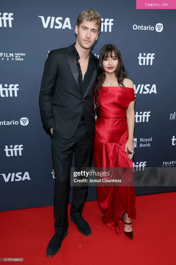 Malina Weissman