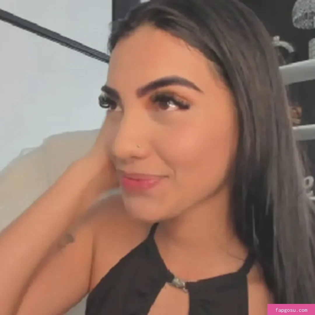 Miaqueen1_ Woman_wow