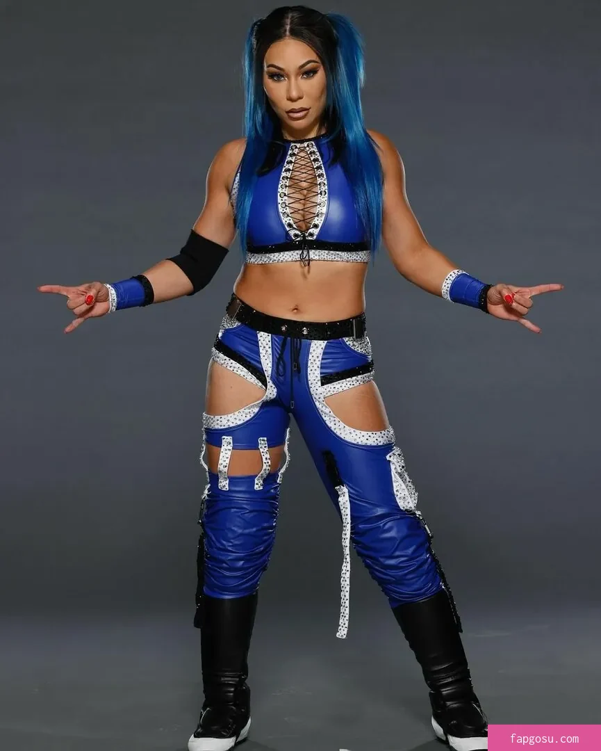 Mia Yim - Photo #13