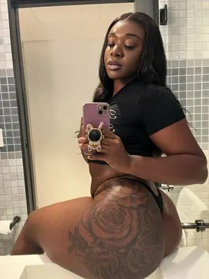 Nanaxo_01 content