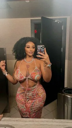 nigerianamazon content