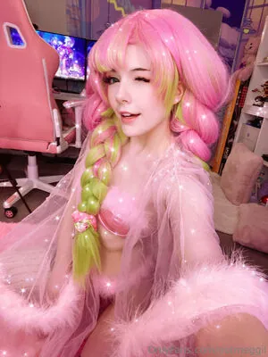 notmeggii content