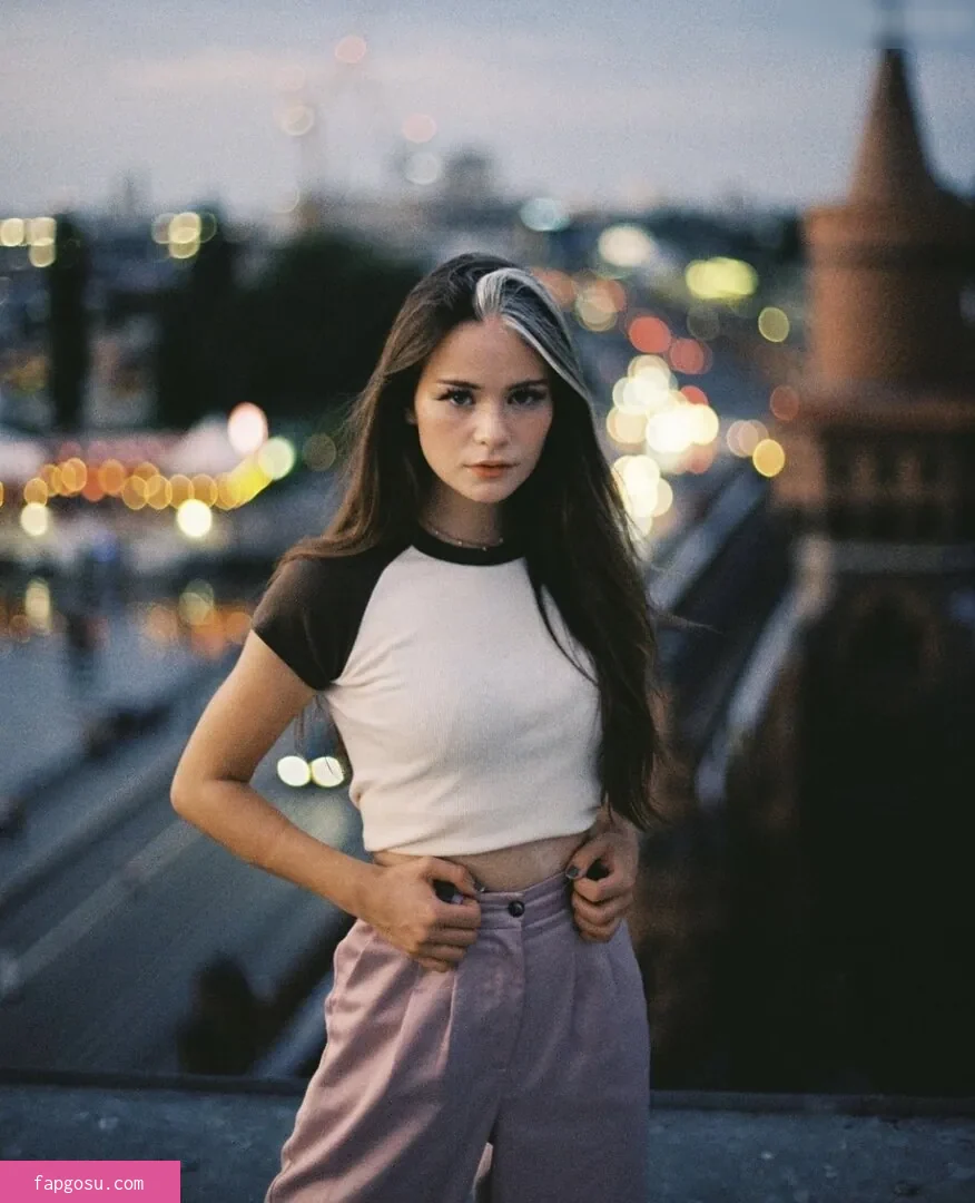 nadinebreaty - Photo #119