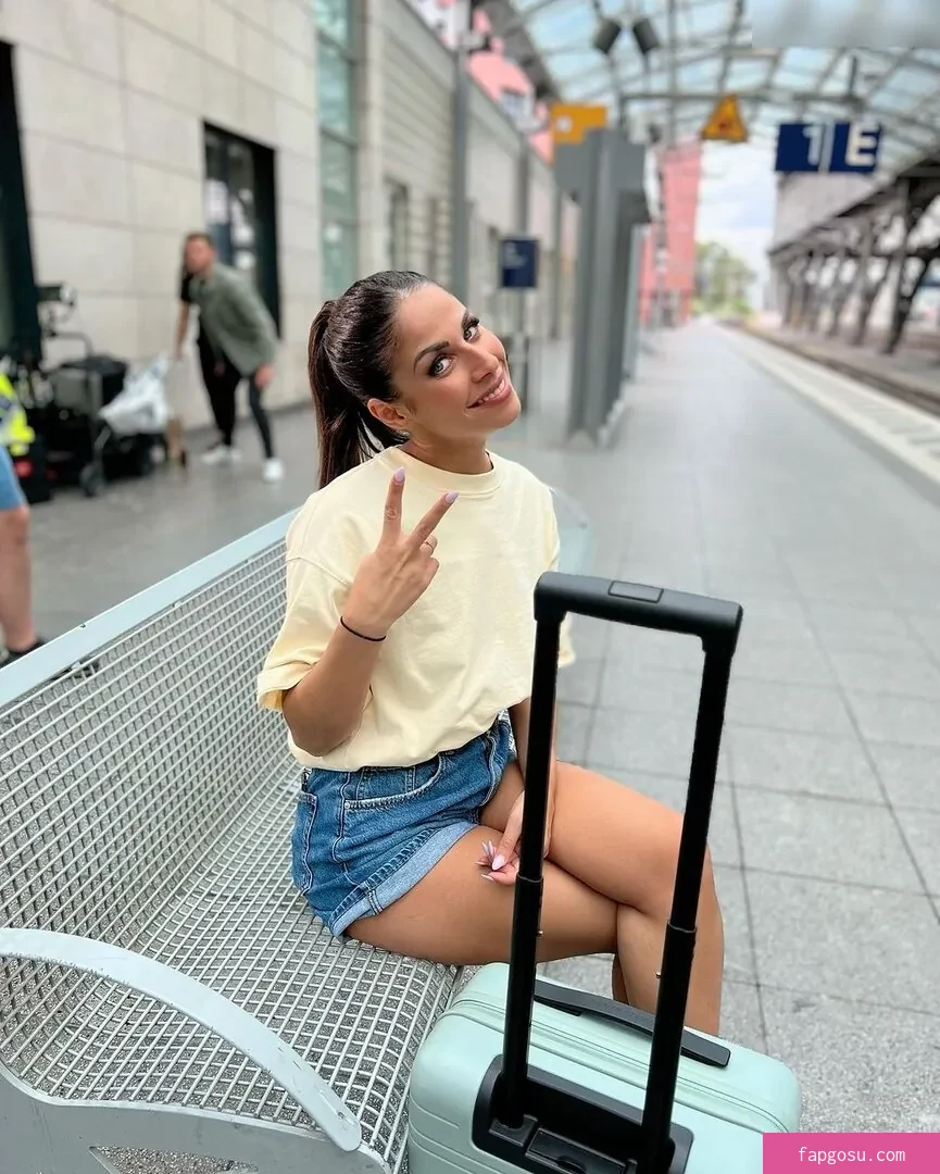 Negah Amiri