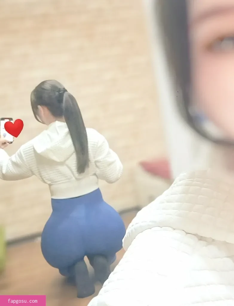 nene_booty