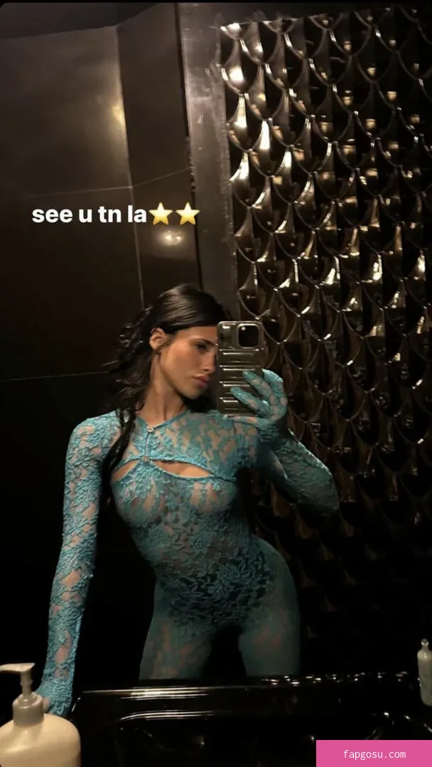 Nessa Barrett