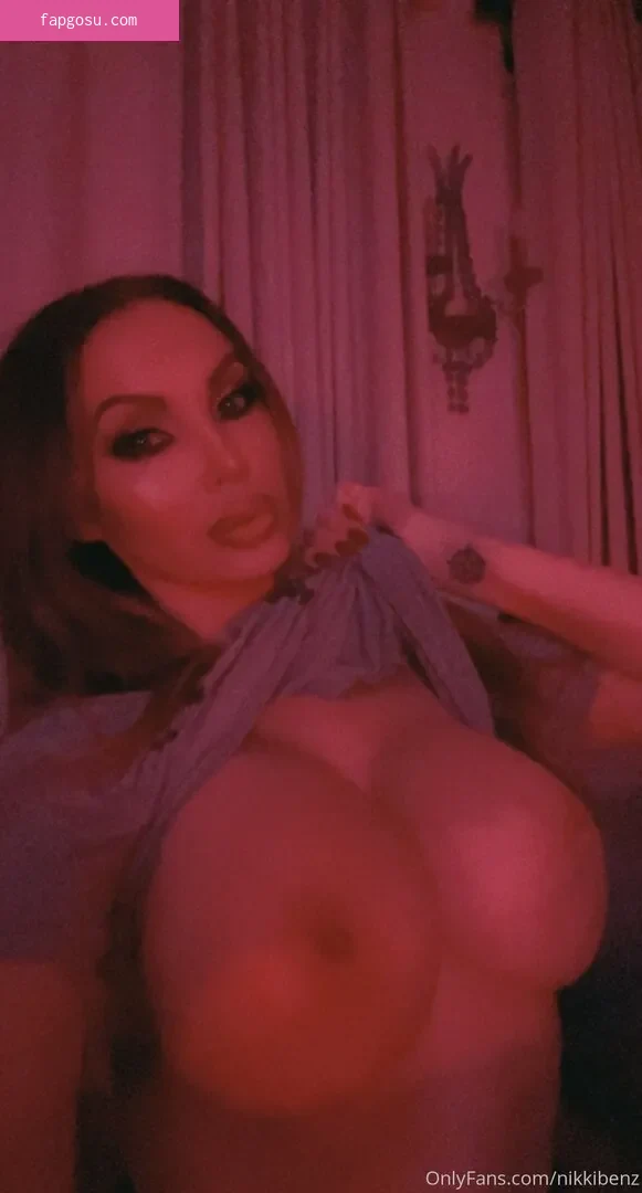 Nikki Benz