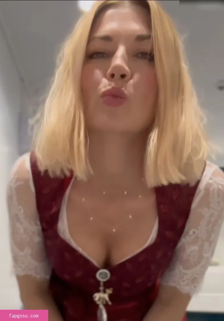 Nina Bott