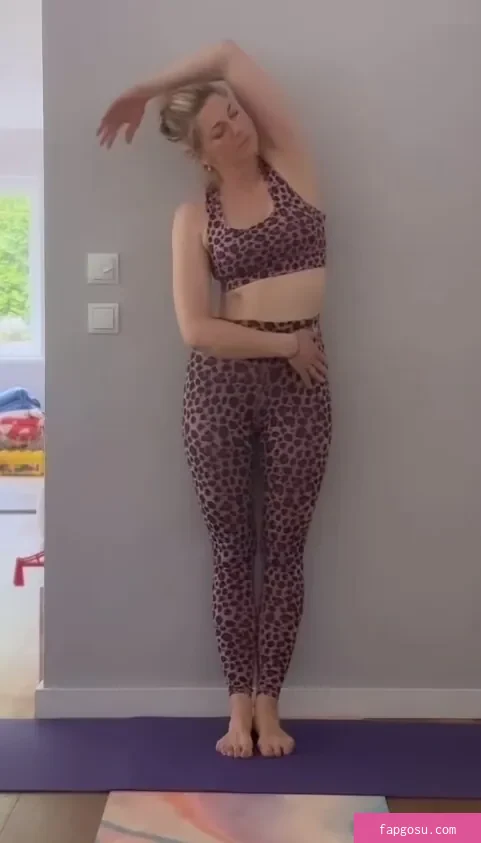 Nina Bott