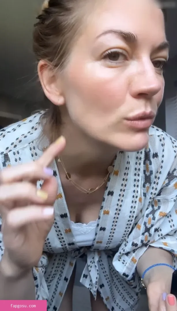 Nina Bott