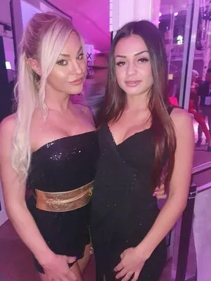 Noemi Blonde content
