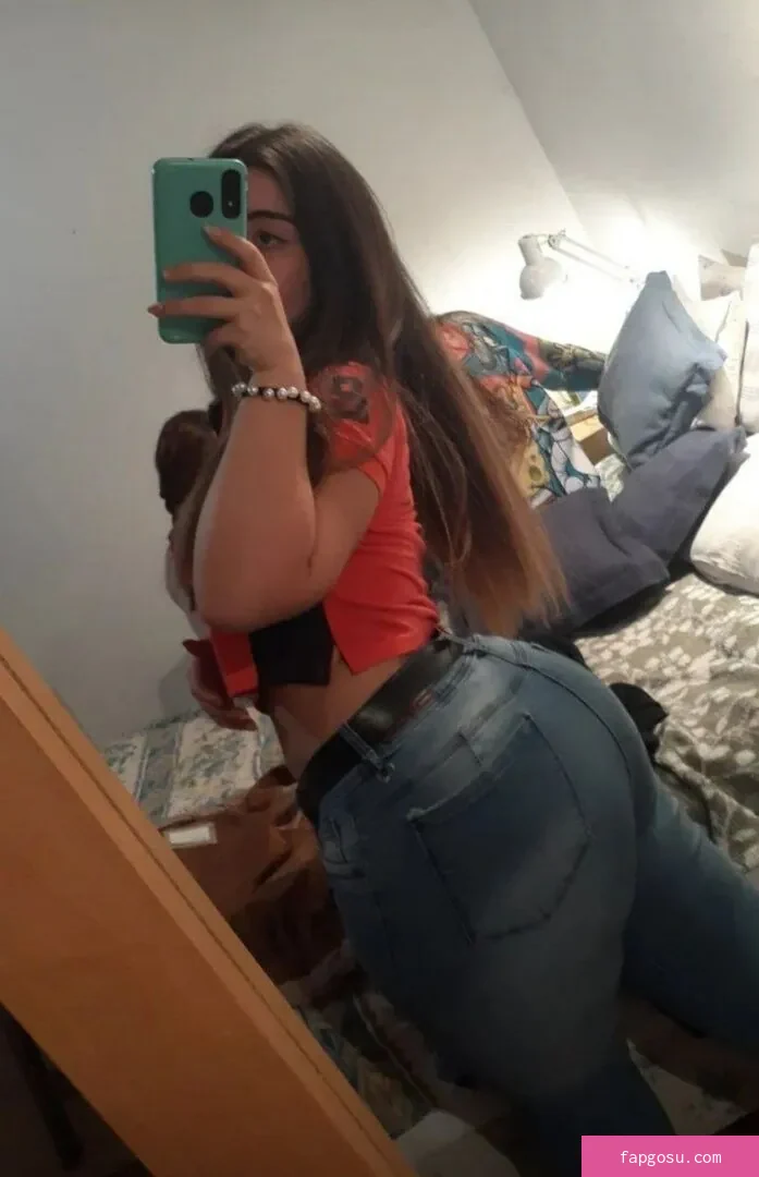 nahii_carceres