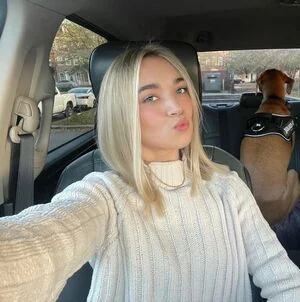 Natalie Decker content