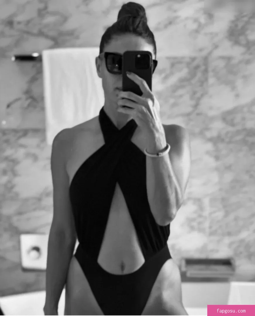 Nazan Eckes