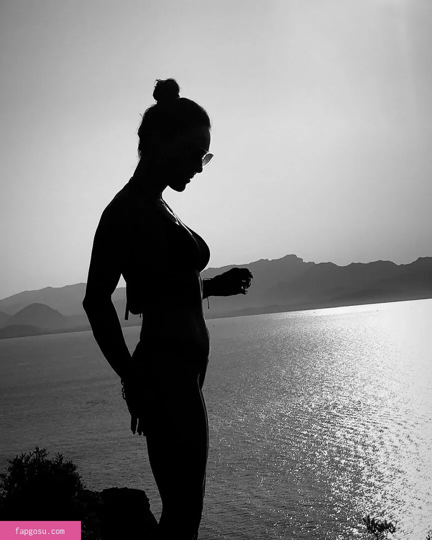 Nazan Eckes