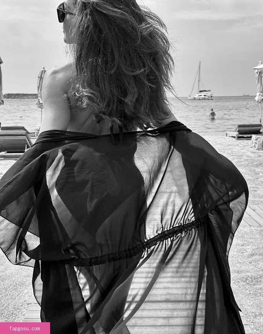 Nazan Eckes